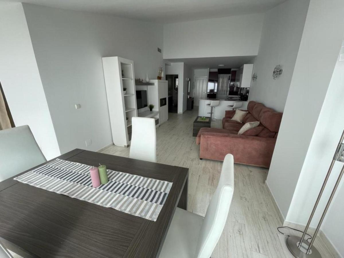Modern Apartment With Sea View Close To Marbella Михас Экстерьер фото