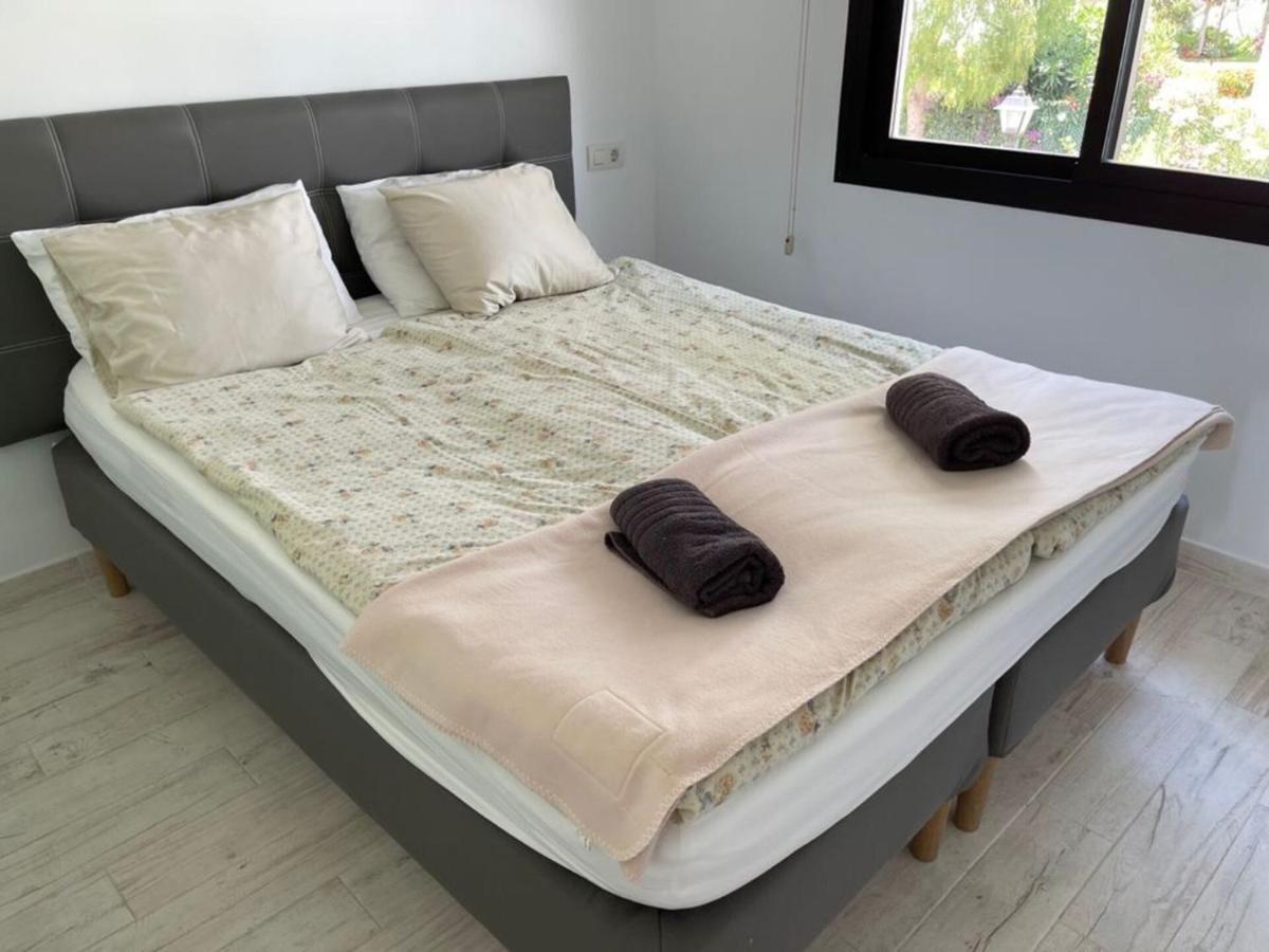 Modern Apartment With Sea View Close To Marbella Михас Экстерьер фото