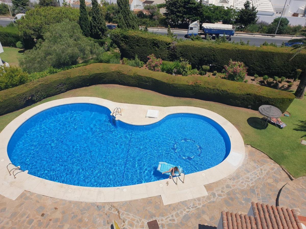 Modern Apartment With Sea View Close To Marbella Михас Экстерьер фото